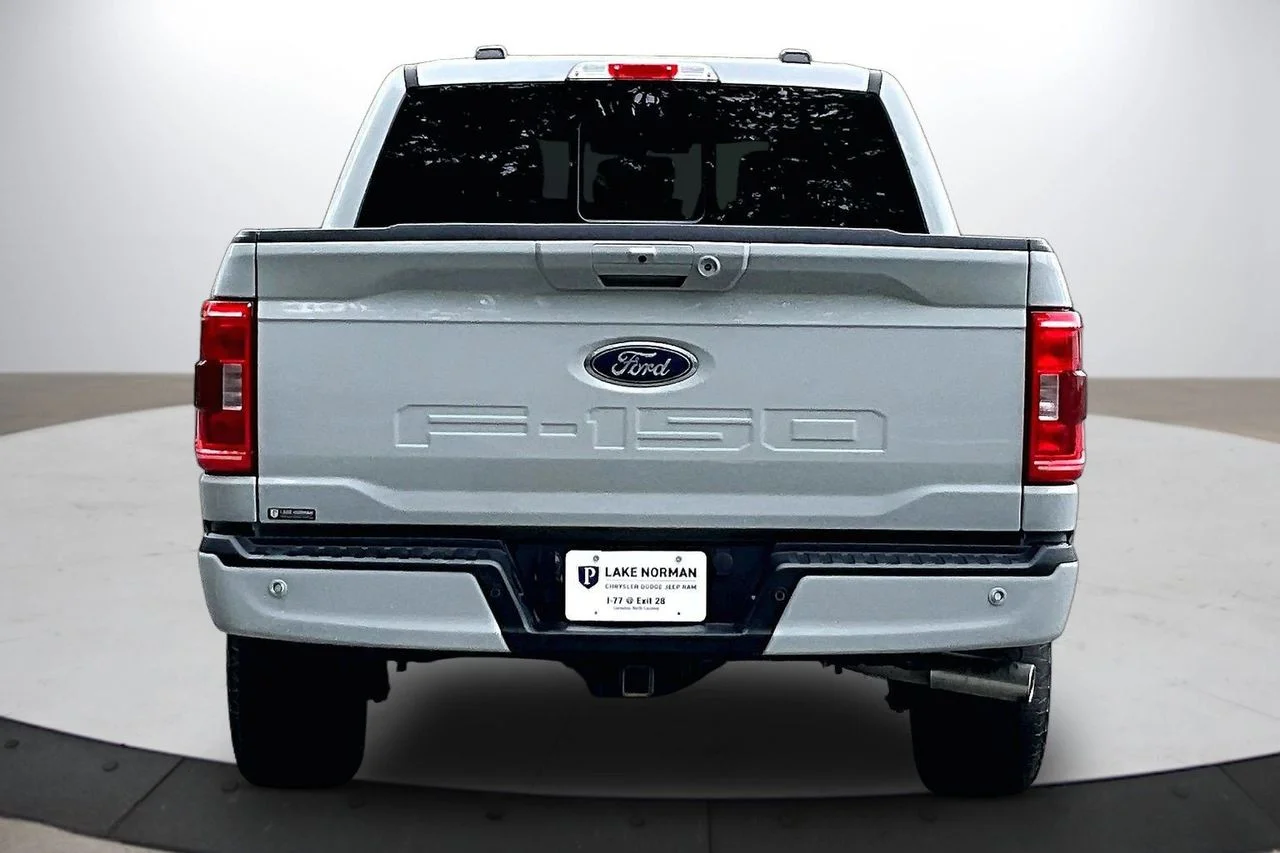 Used 2023 White Ford XLT image 8