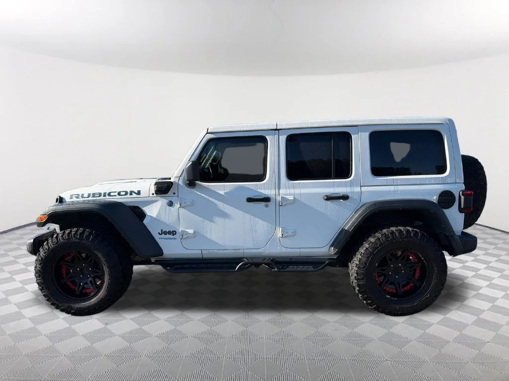 Used 2022 White/off-white Jeep Unlimited Rubicon 4xe image 8