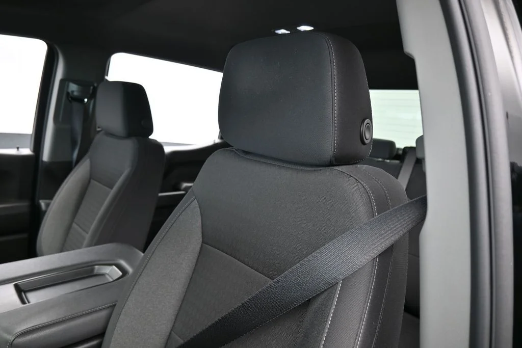 Used 2025 Black Chevrolet Custom image 16