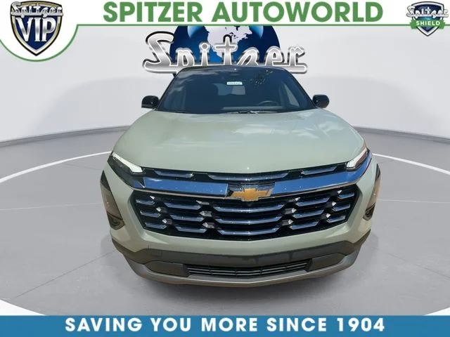 Used 2025 Green Chevrolet LT image 3