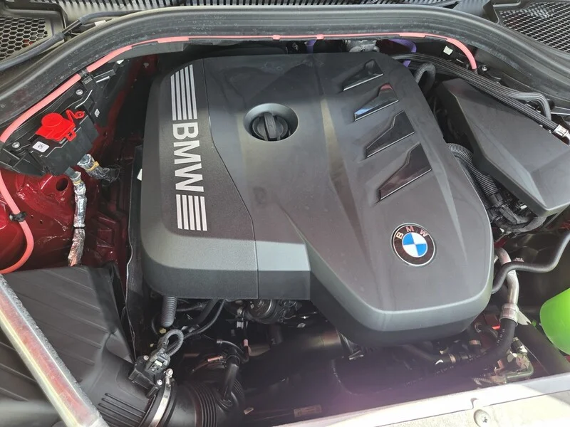 Used 2026 Red Metallic BMW 30 XDRIVE SPORTS ACTIVITY VEHICLE image 26