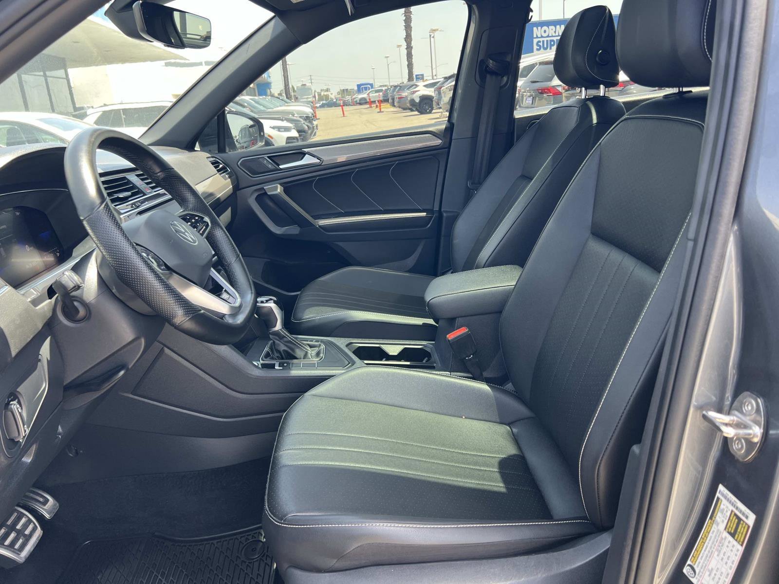 Certified Used 2023 Platinum Gray Metallic Volkswagen SE R-Line Black image 18