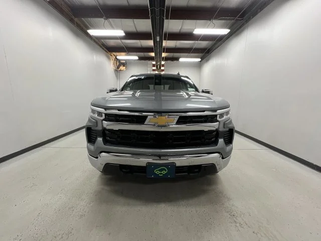 2025 Chevrolet Silverado 1500 LT - Photo 3