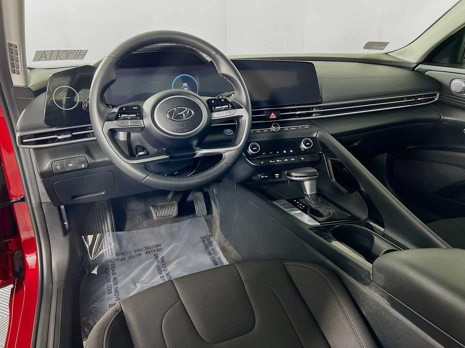 Used 2023 Ultimate Red Hyundai SEL image 9