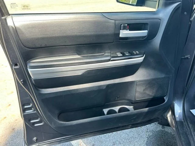 Used 2018 Gray Toyota SR5 image 25