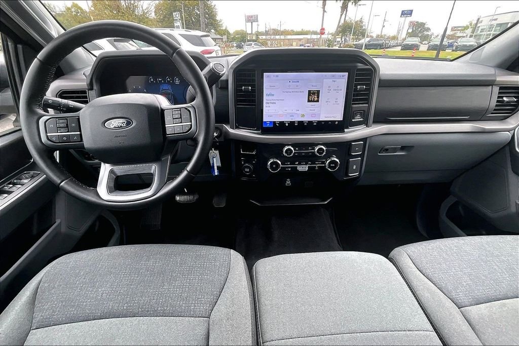 Used 2025 Blue Ford XLT image 7