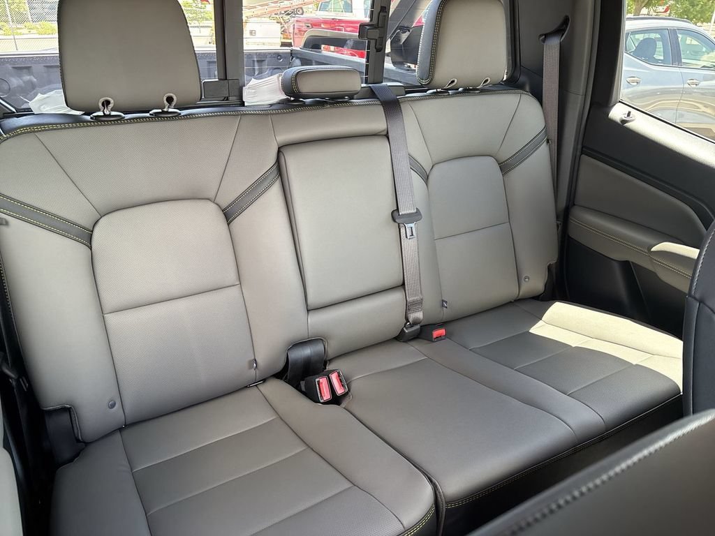 2026 Chevrolet Colorado ZR2 - Photo 28