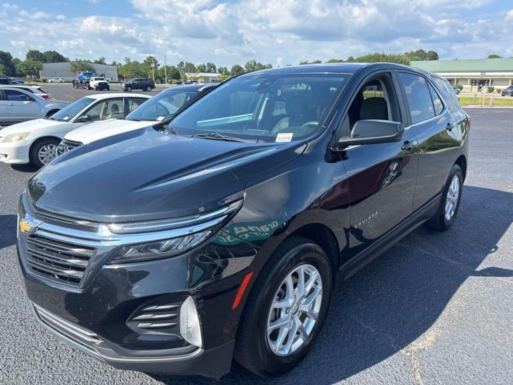 Used 2022 Chevrolet Equinox LT with VIN 3GNAXUEVXNL203152 for sale in Madison, NC