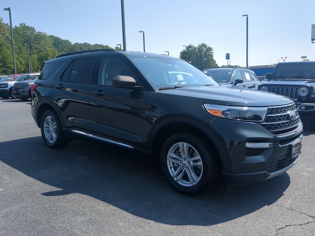Used 2024  Ford XLT image 3