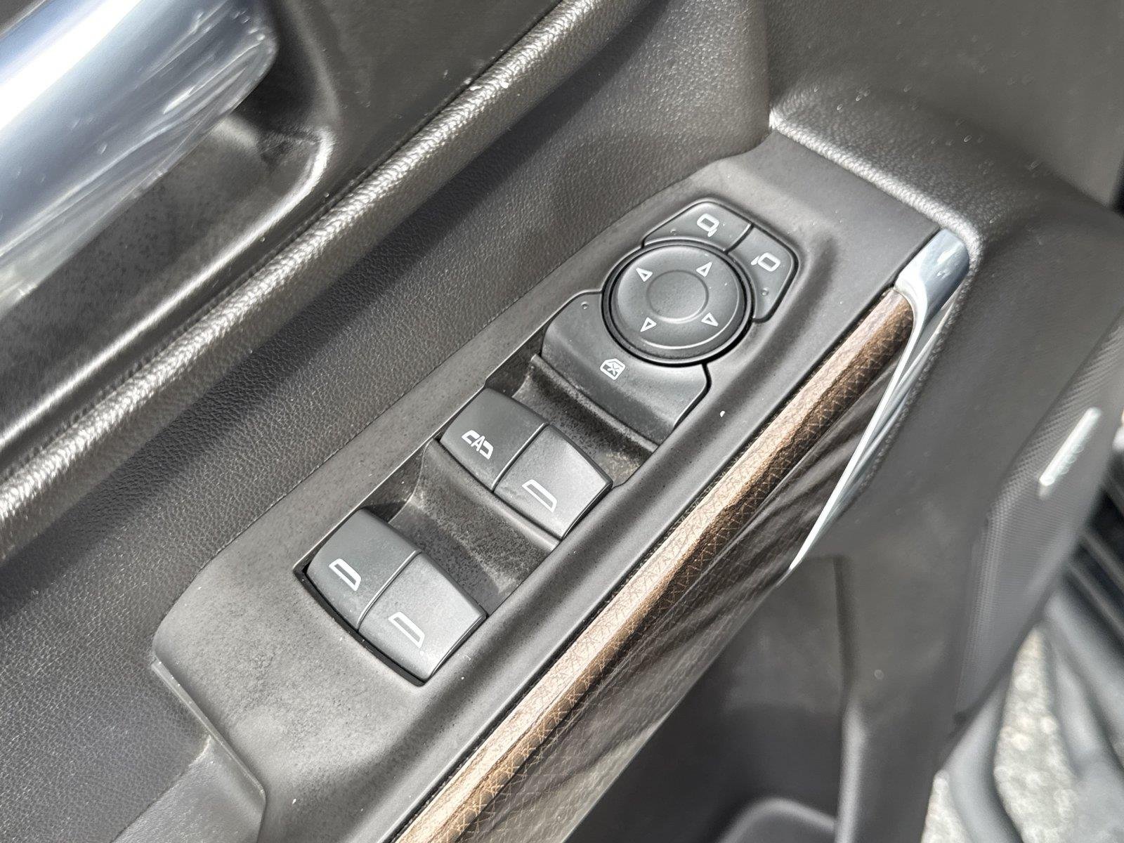 Used 2021 BLACK Chevrolet LT Trail Boss image 18