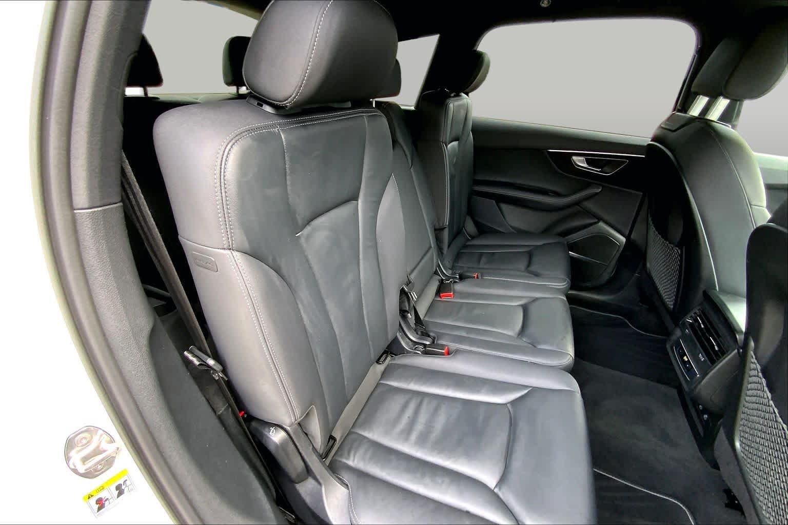 Used 2025 Carrara White Audi Premium Plus image 20