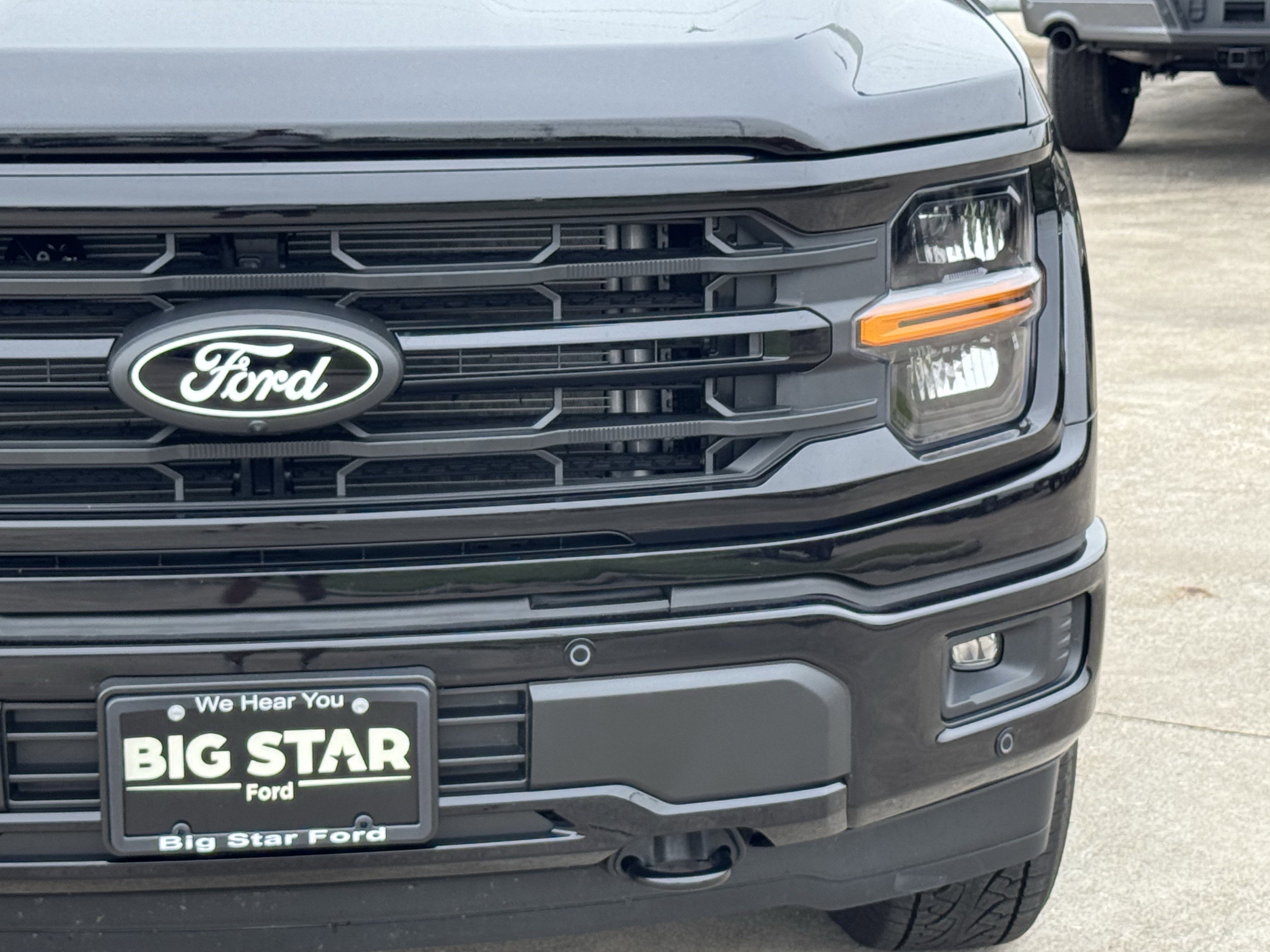 New 2026 Black Metallic Ford XLT image 4