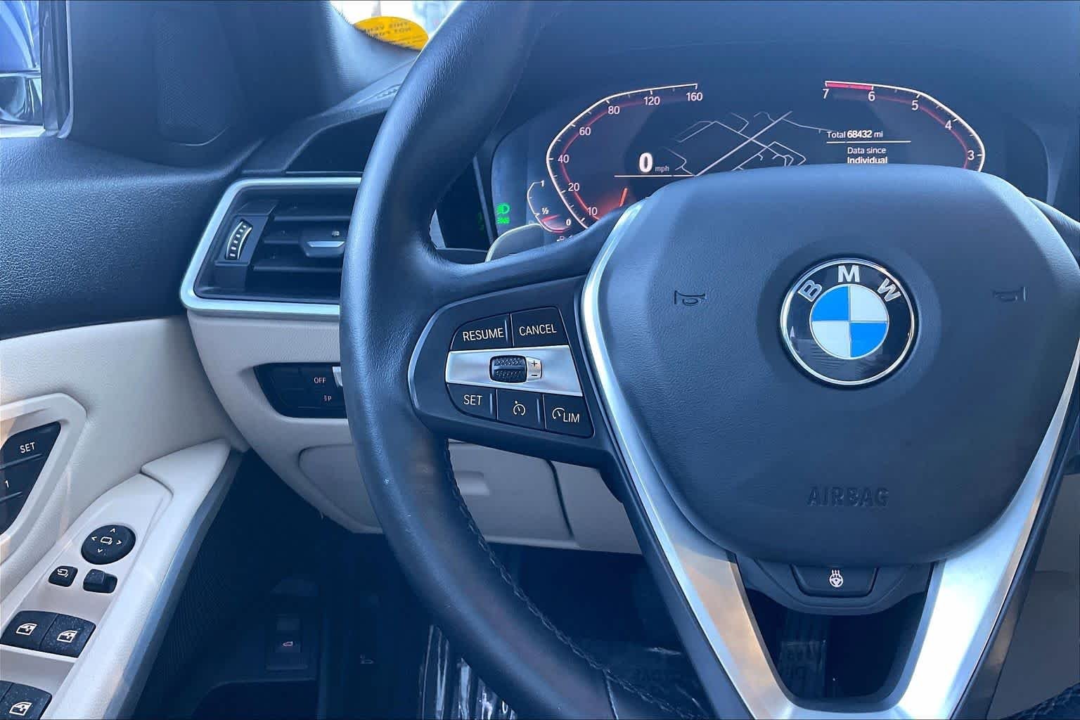 Used 2019 Mediterranean Blue Metallic BMW 330i xDrive image 23