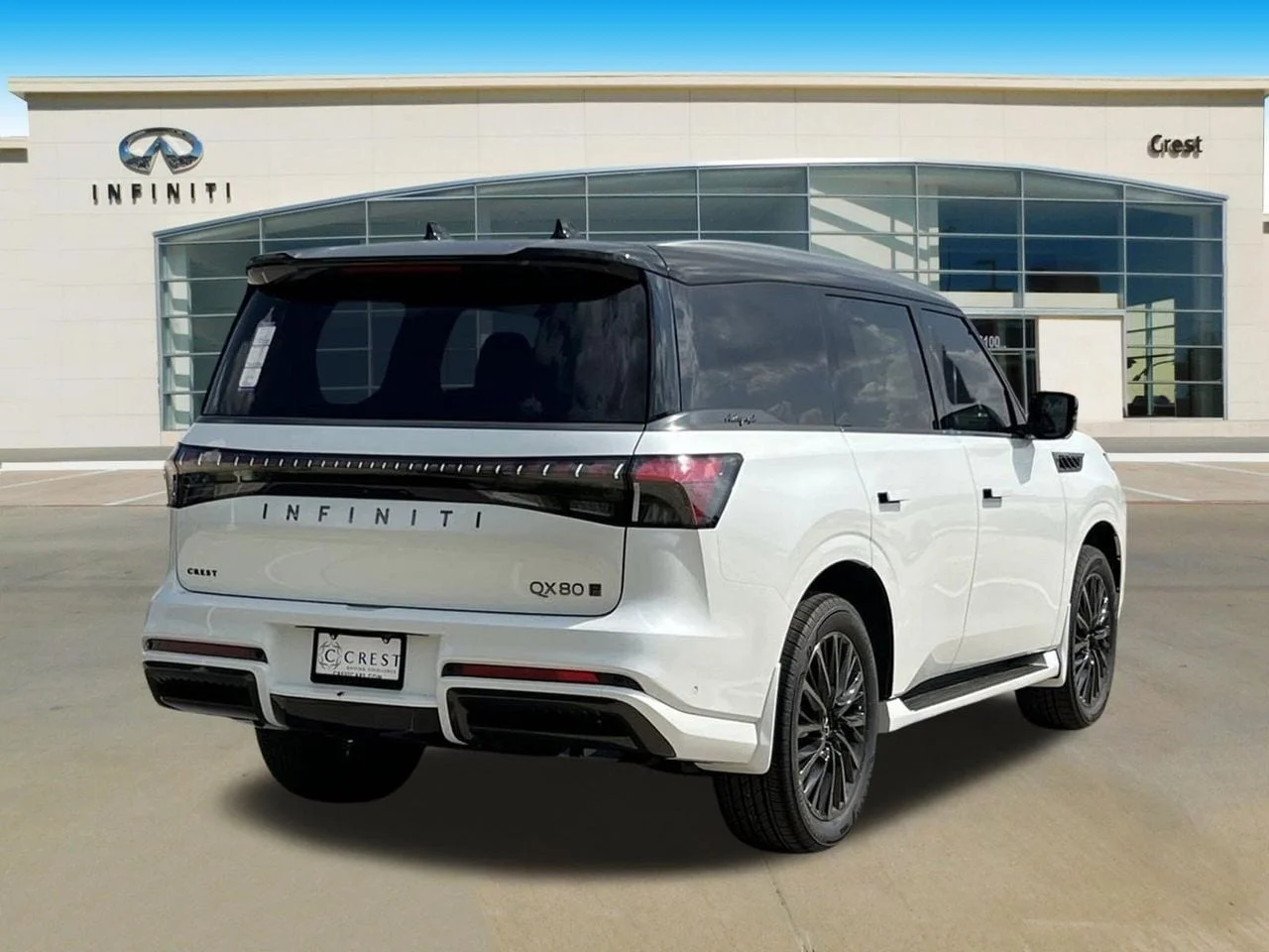 New 2026 2T RADIANT WHIT INFINITI Autograph 4WD image 3