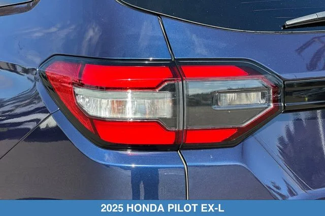 2025 Honda Pilot EX-L - Photo 31