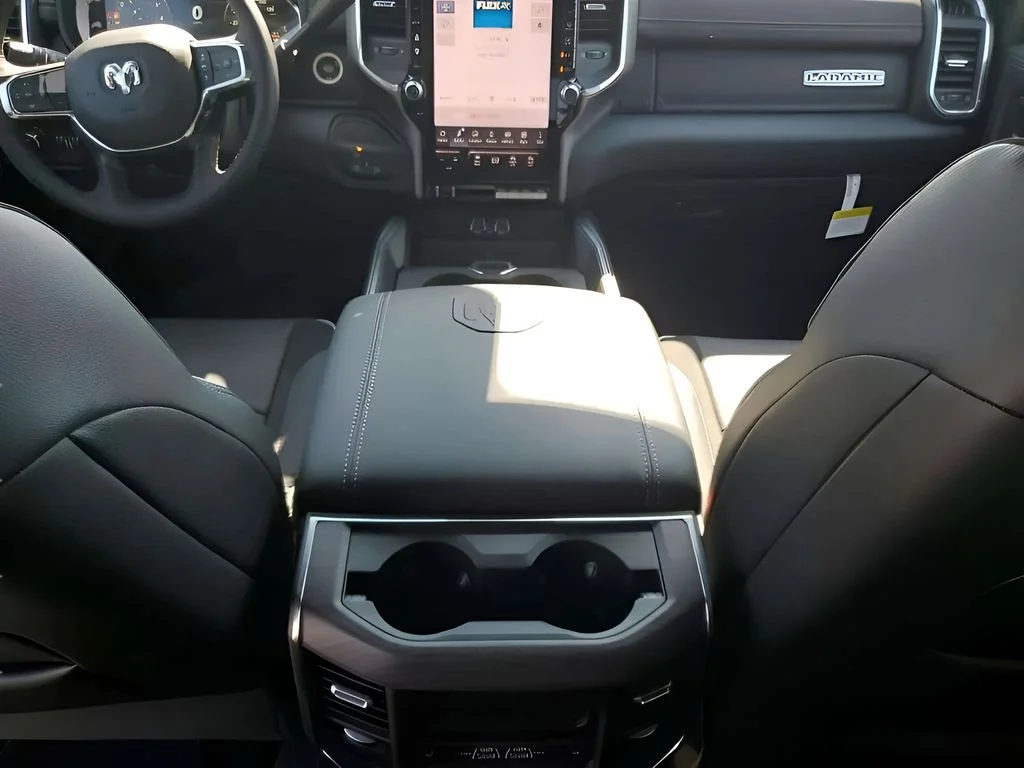 2025 RAM 2500 Laramie - Photo 42