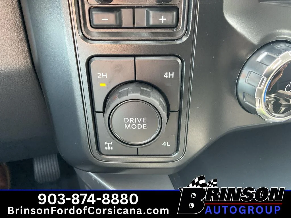 New 2026 Carbonized Gray Metallic Ford LARIAT image 17