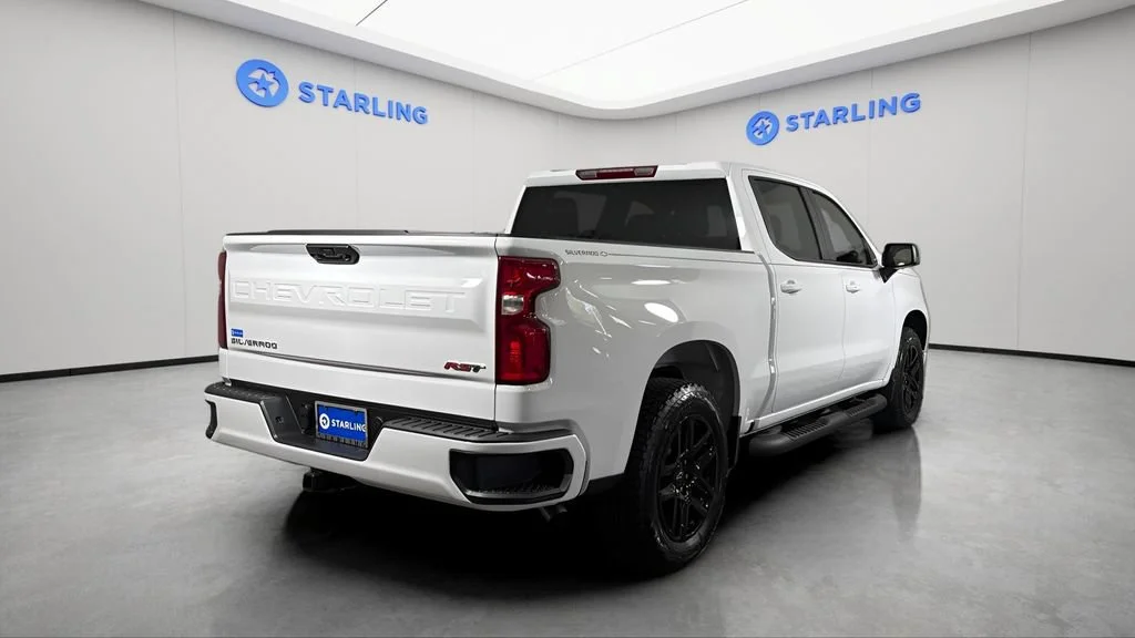 Used 2026 Summit White Chevrolet RST image 8