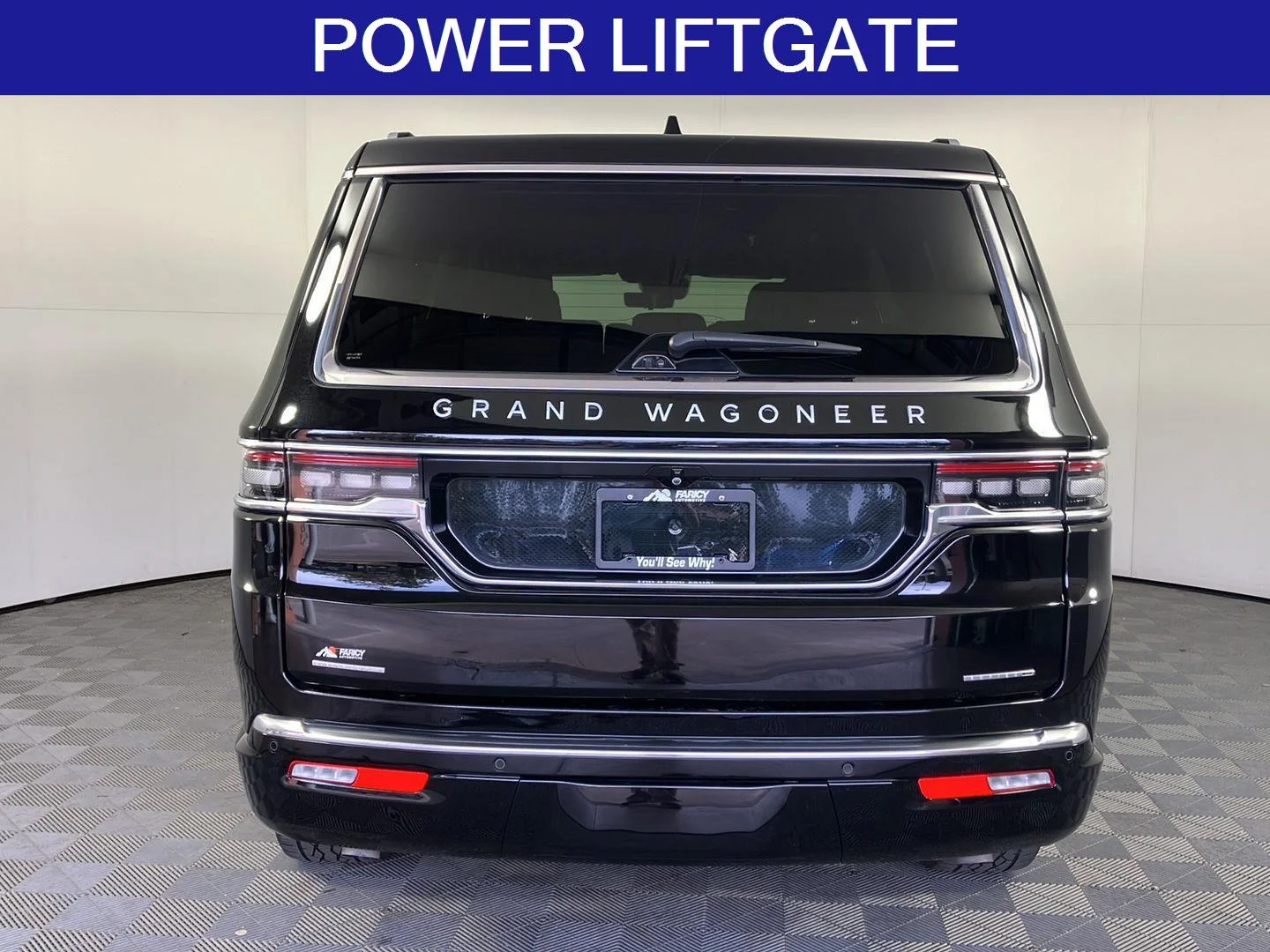 Used 2022 Diamond Black Crystal Pearlcoat Jeep Series II image 4