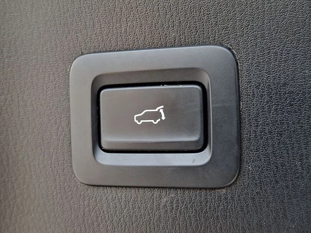 Used 2022 Gray Mazda 2.5 S Carbon Edition image 32