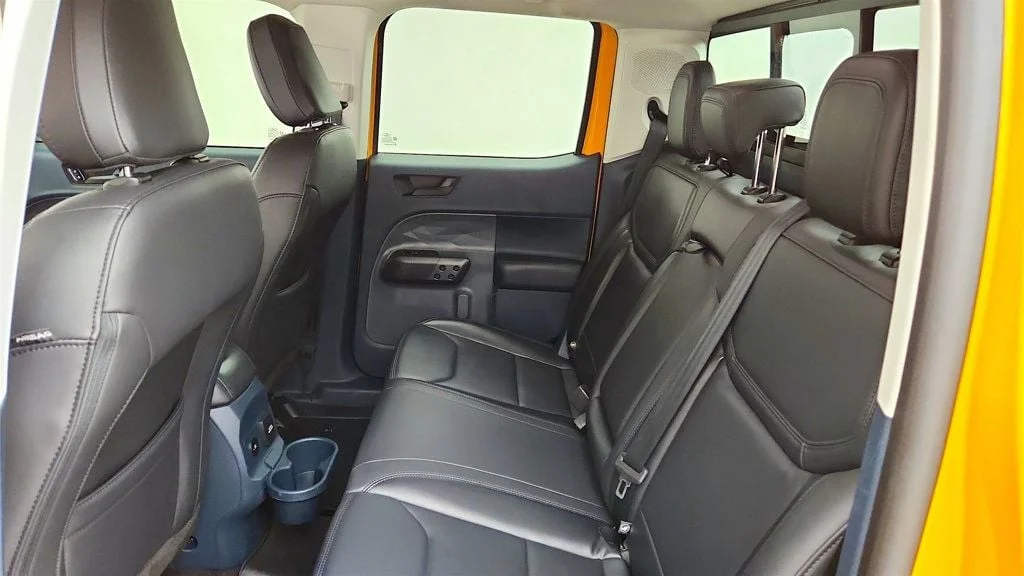 Used 2023 Cyber Orange Metallic Tricoat Ford LARIAT FWD SuperCrew w/ Black Appearance Pkg & Luxury Pkg image 21