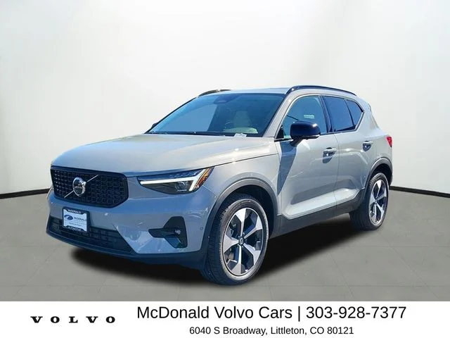 2026 Volvo XC40 B5 Plus