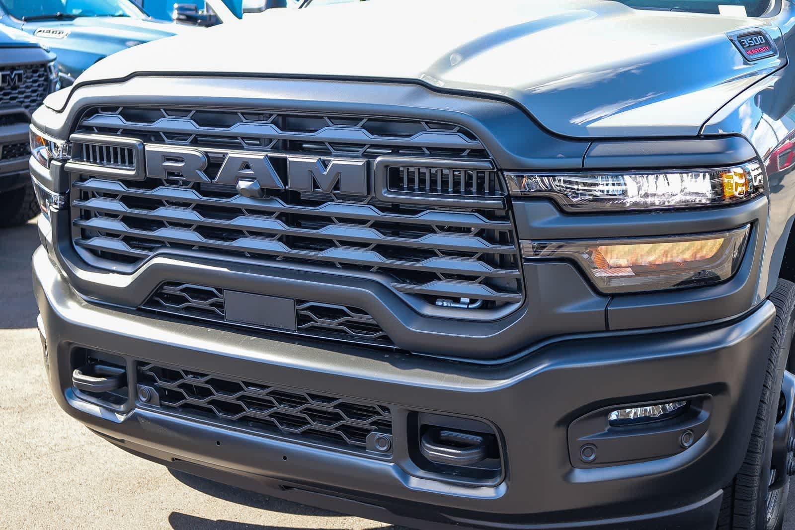 New 2026 Ceramic Gray Clear-Coat Exterior Paint RAM Tradesman image 8