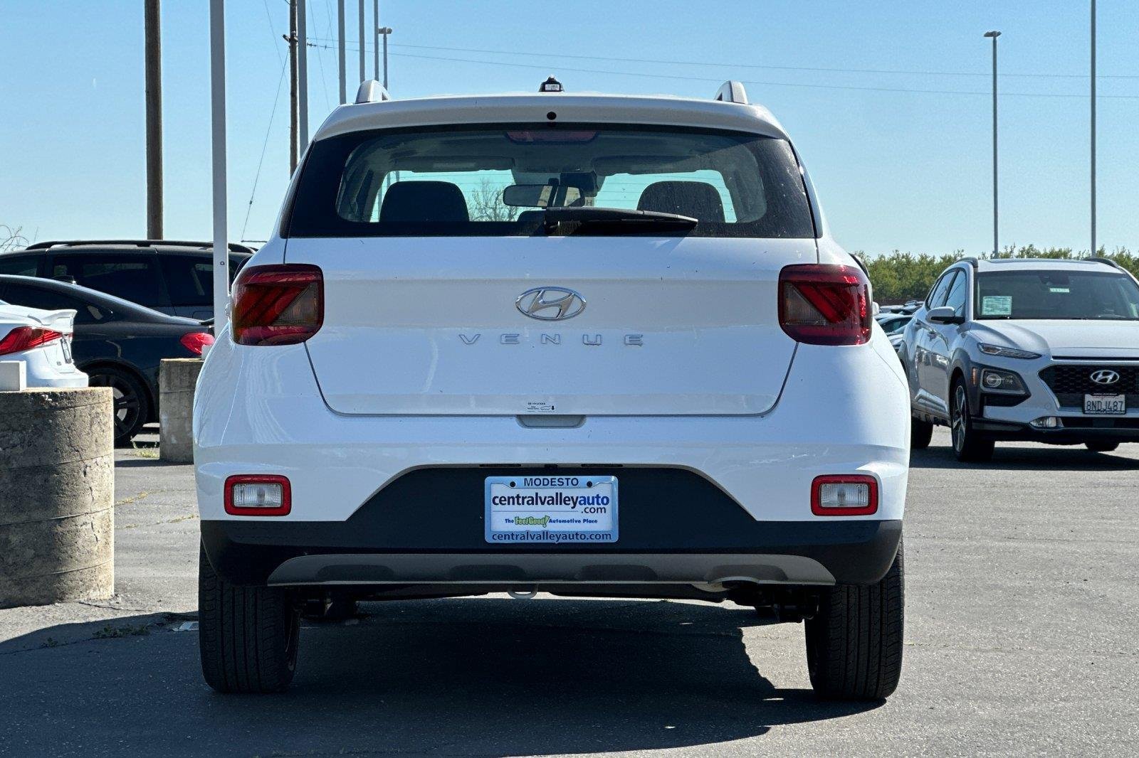 New 2026 Lunar White Hyundai SEL image 4