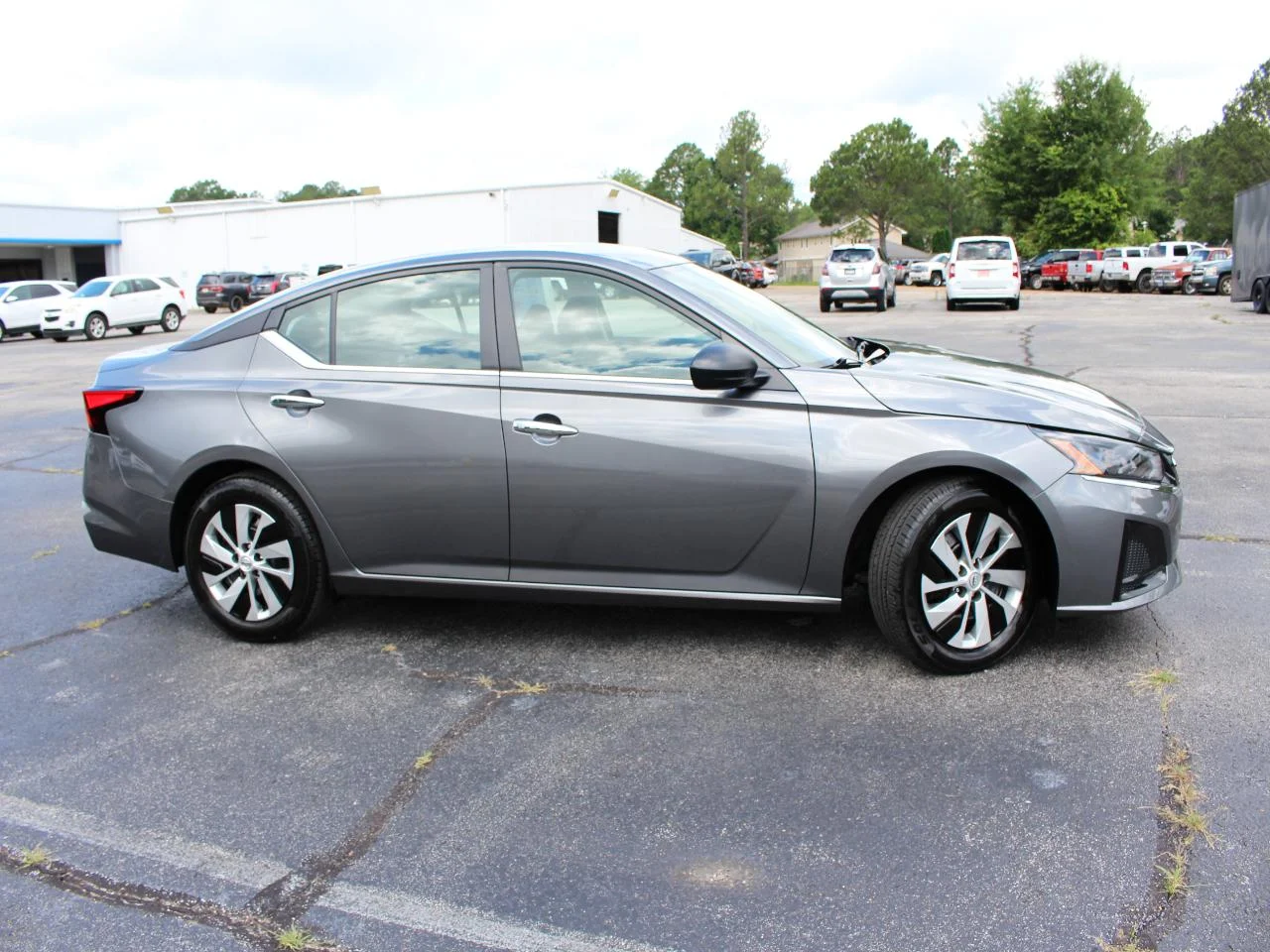 Used 2024 Gray Nissan 2.5 S Sedan image 7