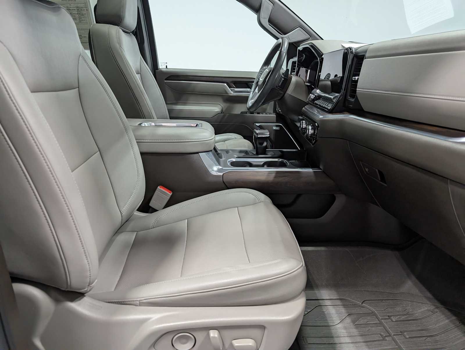 2022 GMC Sierra 1500 SLT - Photo 44