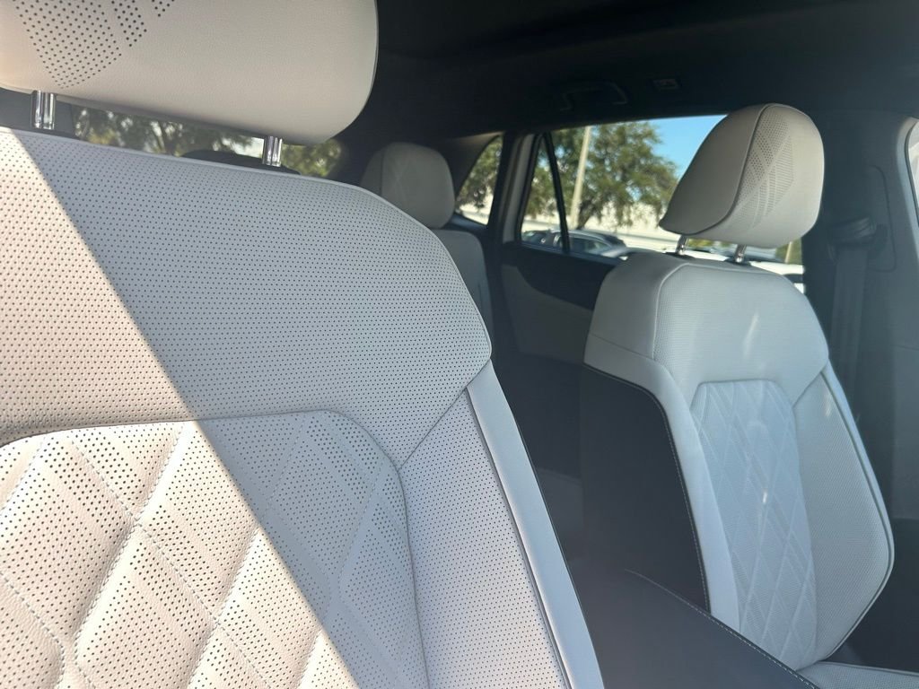 2026 Volkswagen Atlas Cross Sport SEL Premium R-LINE - Photo 36