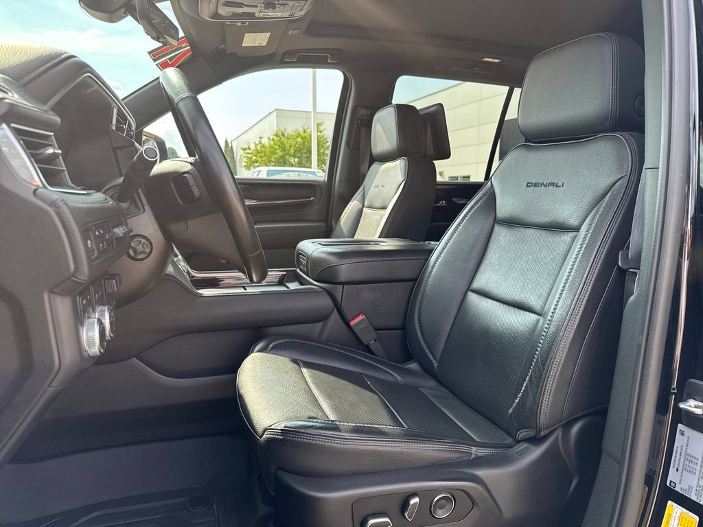 2021 GMC Yukon Denali - Photo 14