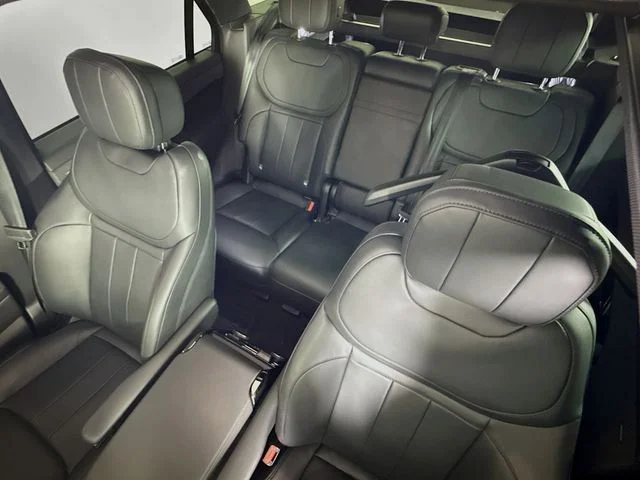 Certified Used 2024 Black Land Rover Dynamic SE image 14