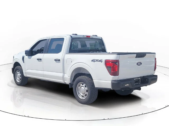 New 2026 Oxford White Ford XL image 7