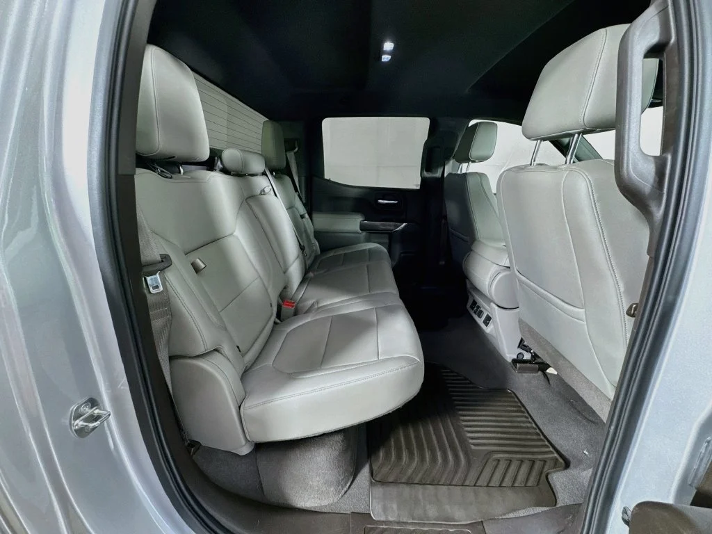 Used 2019 Silver Chevrolet LTZ image 32