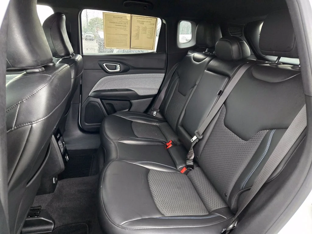 Certified Used 2023 White Jeep Latitude image 28