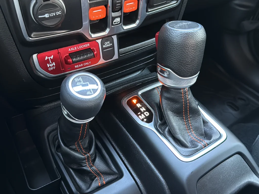 2022 Jeep Gladiator Mojave - Photo 28