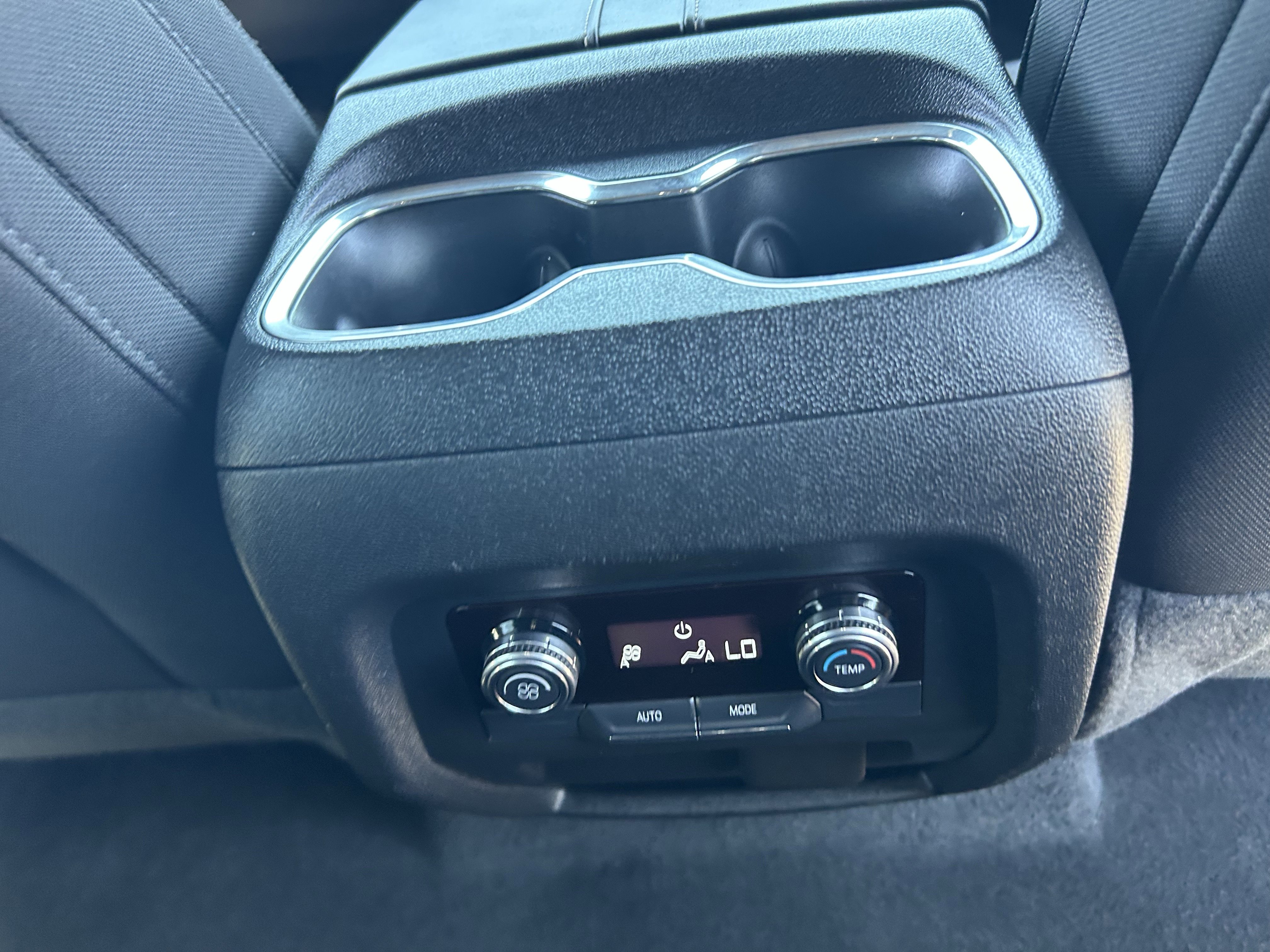 2025 GMC Acadia Elevation - Photo 15