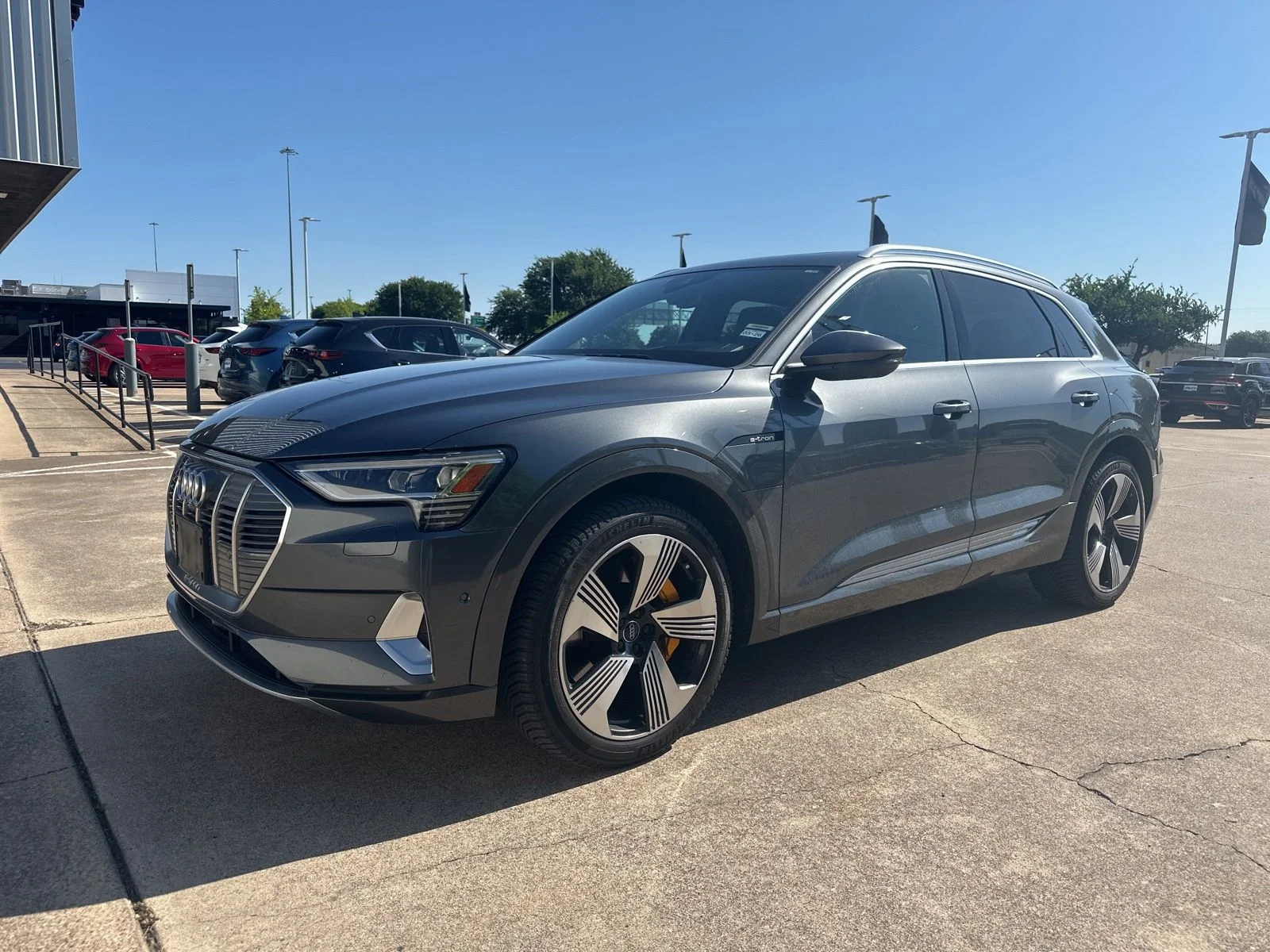 Used 2019 Audi e-tron Prestige with VIN WA1VAAGE8KB005815 for sale in Hurst, TX