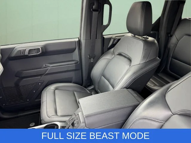 Used 2025 Green Ford Outer Banks image 9
