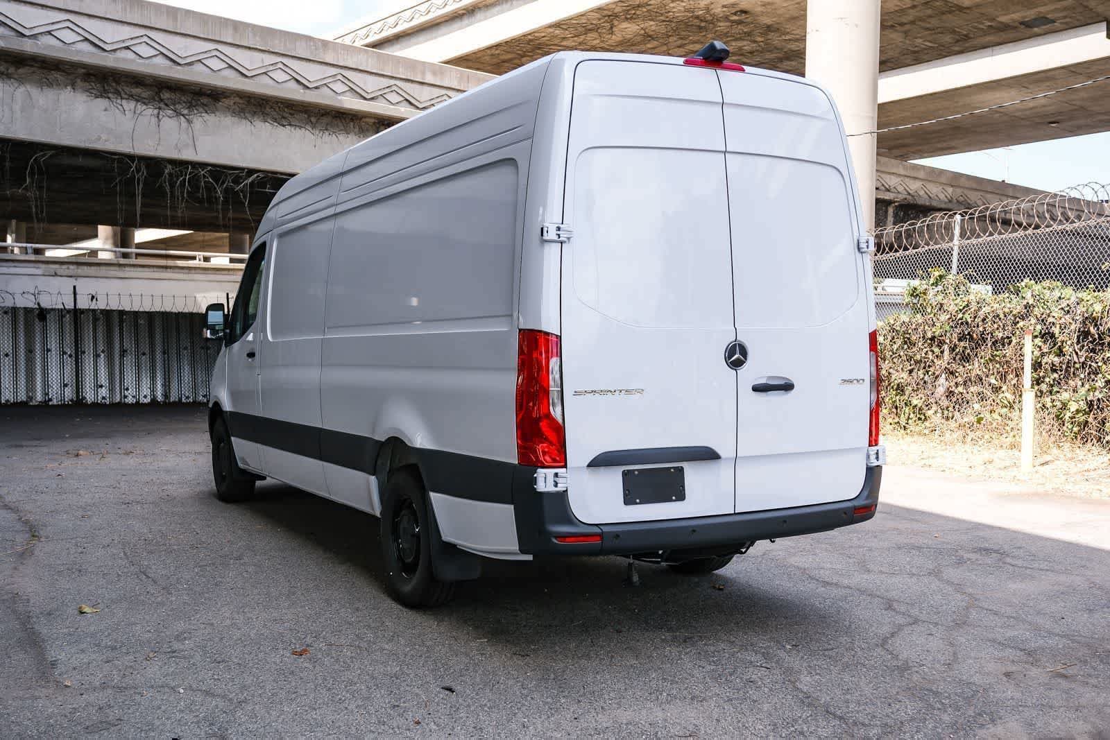 New 2026 Arctic White Mercedes-Benz Cargo 170WB High Roof RWD 2.0L I4 Diesel Turbo HO image 20