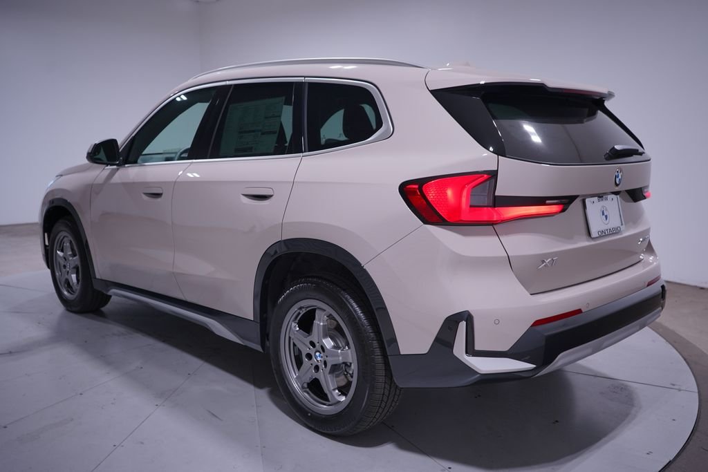 New 2027  BMW xDrive28i image 3
