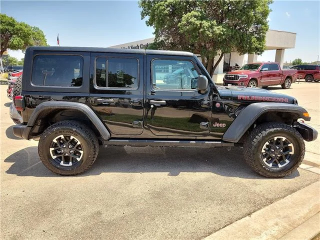 Used 2025 Black Jeep RUBI image 4