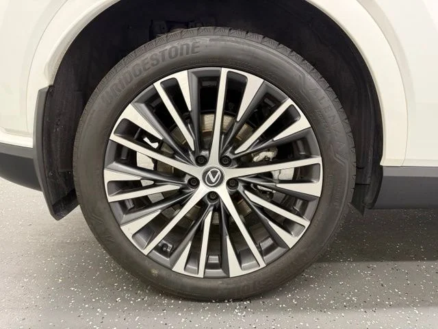 Used 2023 White Lexus 350 Premium Plus image 21