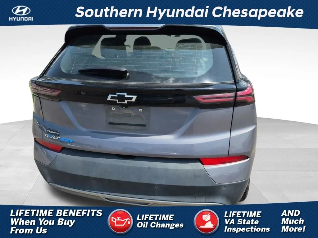 Used 2022 Gray Chevrolet LT image 1