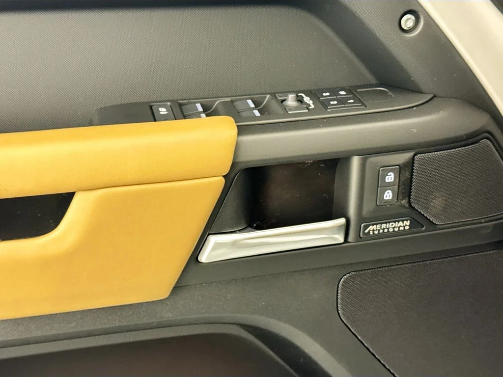 New 2026 Borasco Grey Land Rover X-Dynamic SE image 18