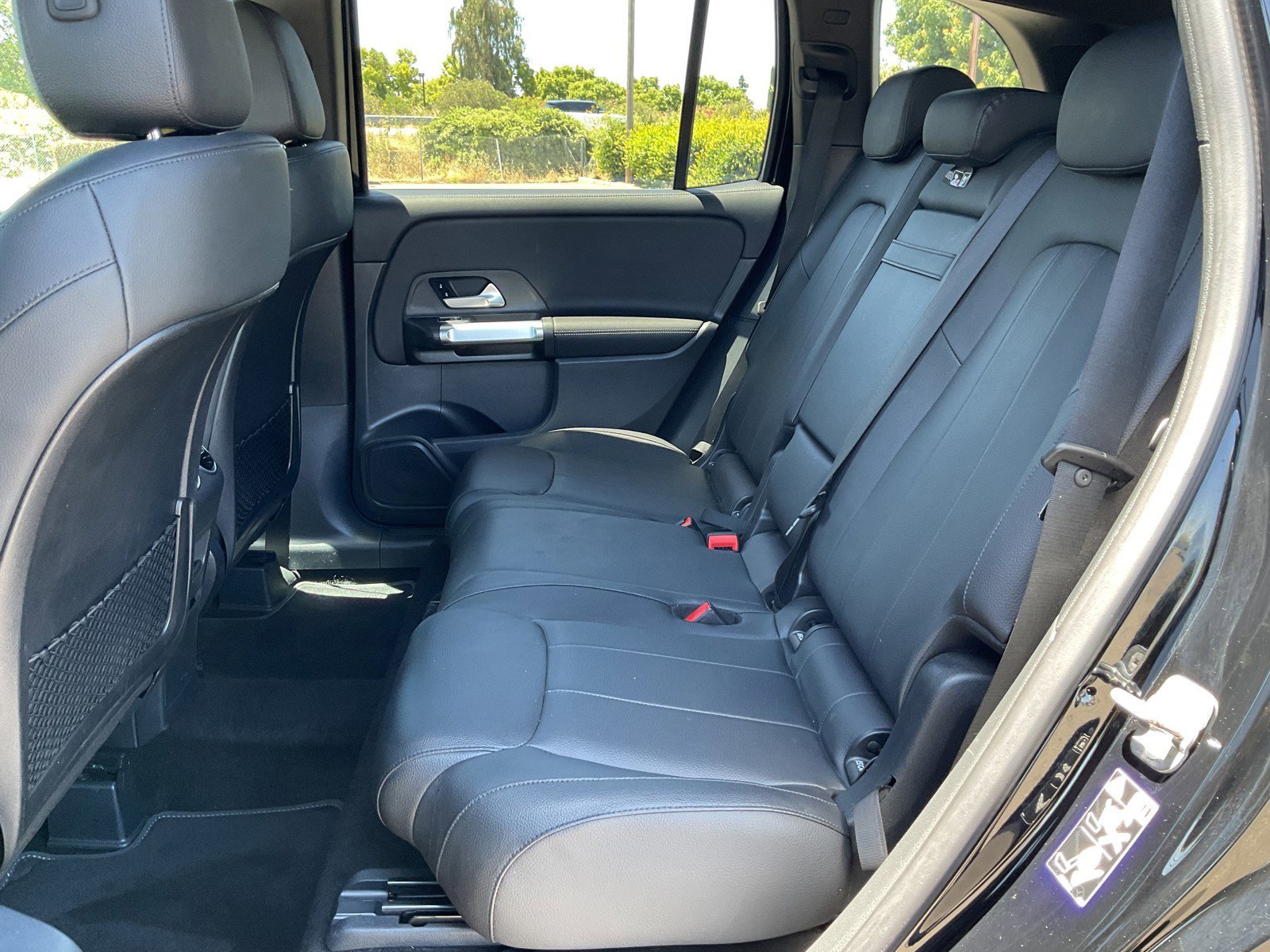 Used 2023 Black Mercedes-Benz GLB 250 image 12