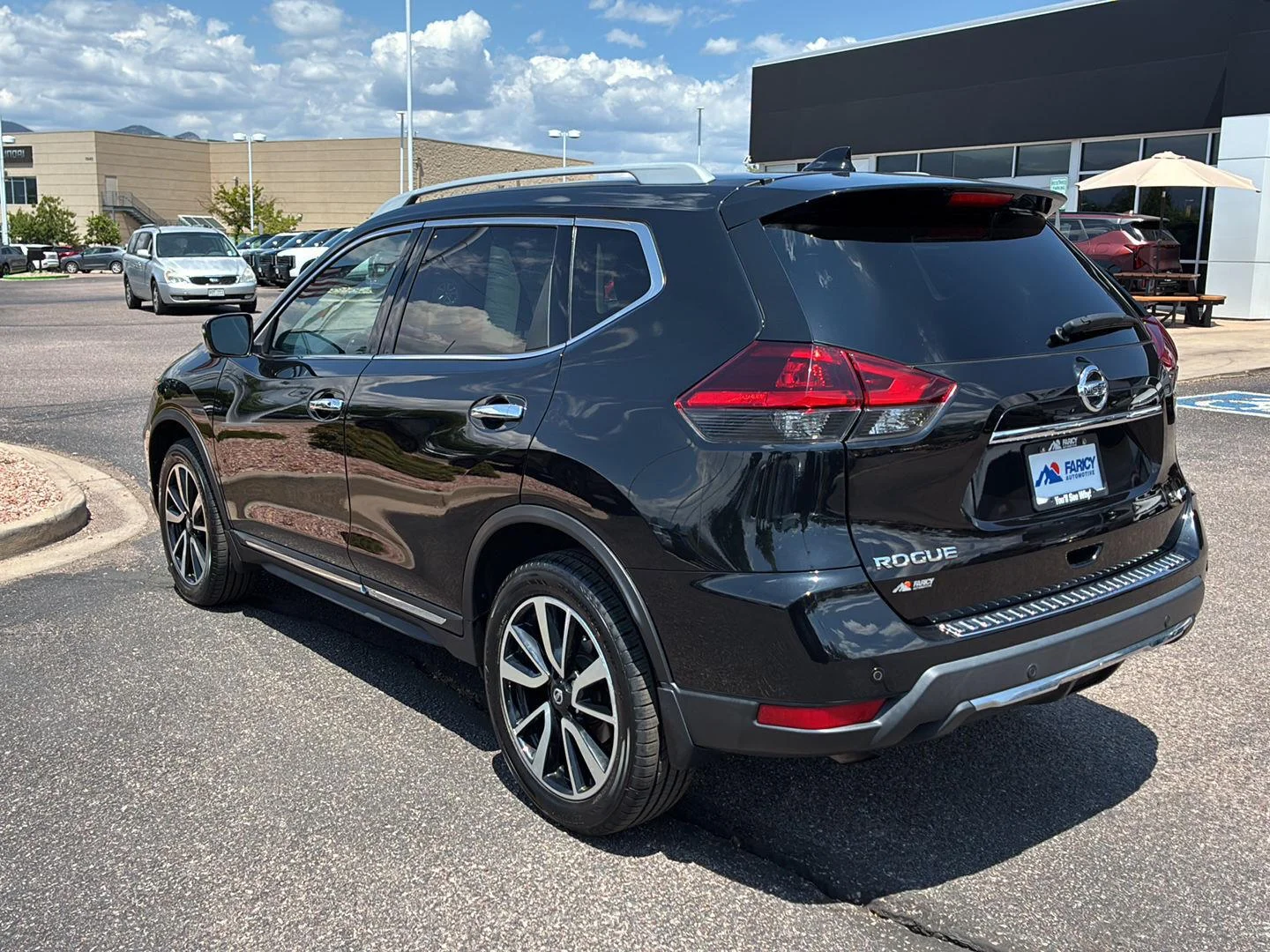 Used 2020 Magnetic Black Pearl Nissan SL image 7