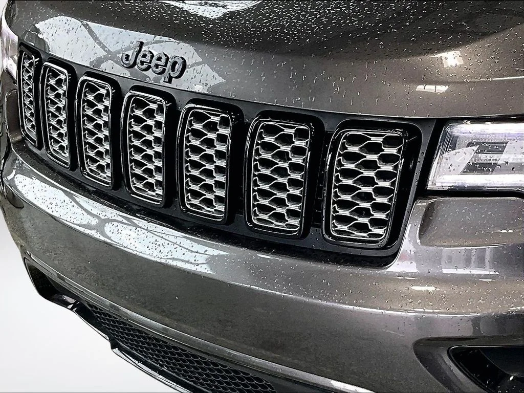 Used 2020 Gray Jeep Altitude image 27