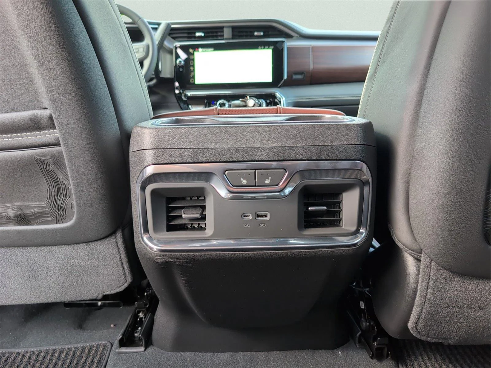 New 2026 Glacier White Tricoat GMC Denali Ultimate image 18